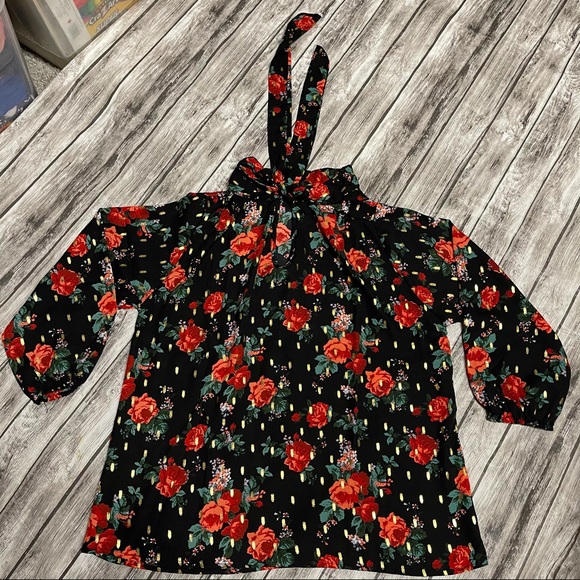 Jon & Anna Black Multi Color Floral 3/4 Sleeve Top - Picture 3 of 10